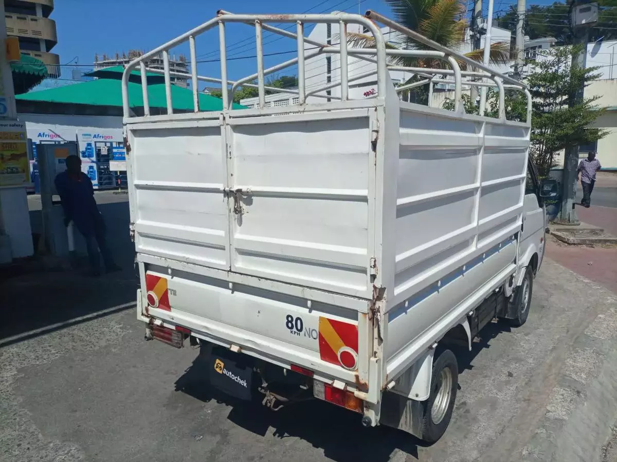 Nissan Vanette - 2014