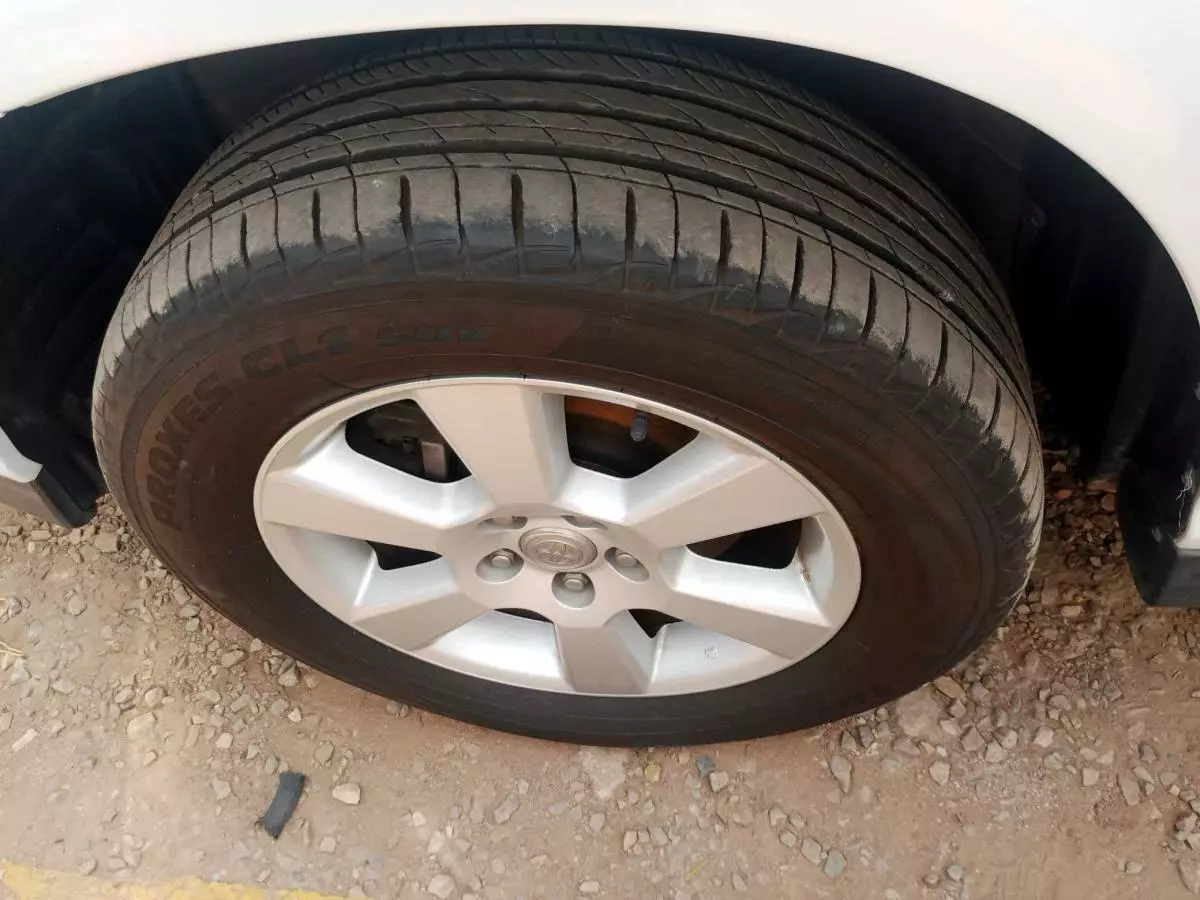 Toyota Harrier - 2009