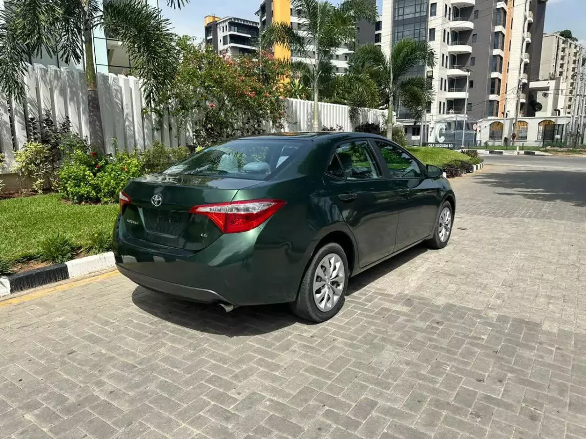 Toyota Corolla   - 2015