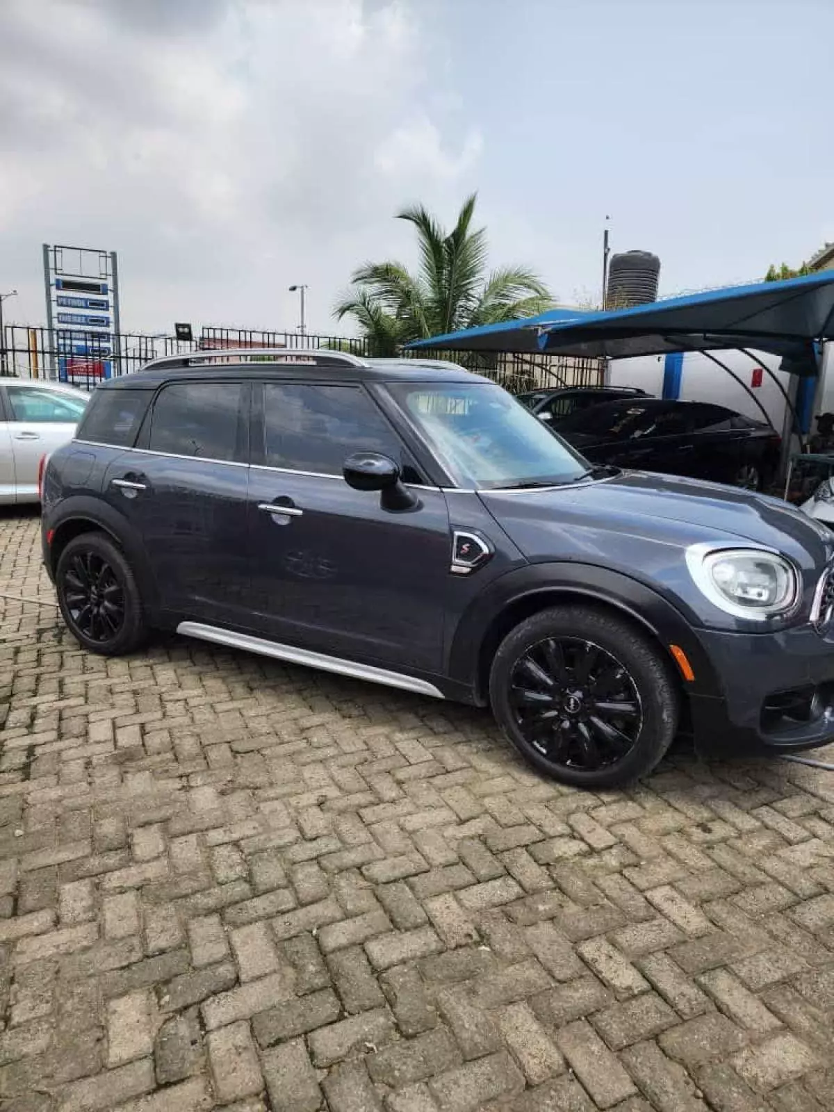 MINI Cooper Countryman   - 2018