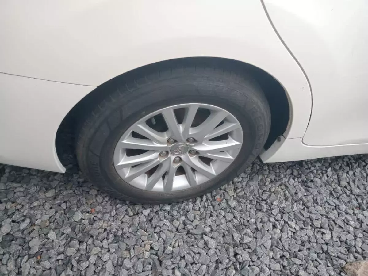 Toyota Mark X - 2015