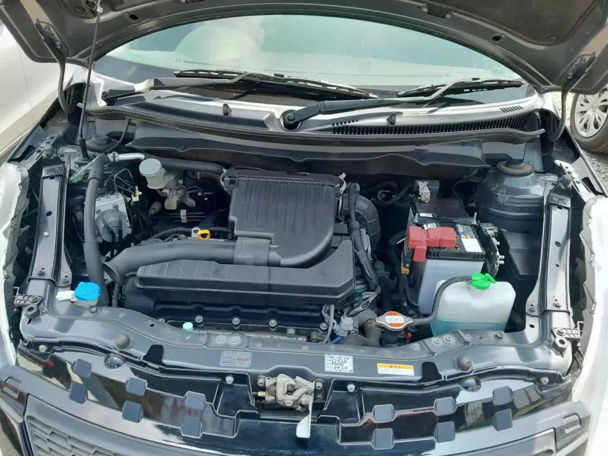 SUZUKI Swift RS - 2015