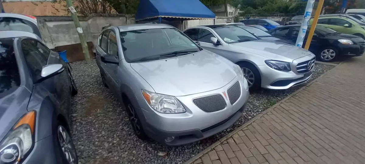 Pontiac Vibe   - 2007