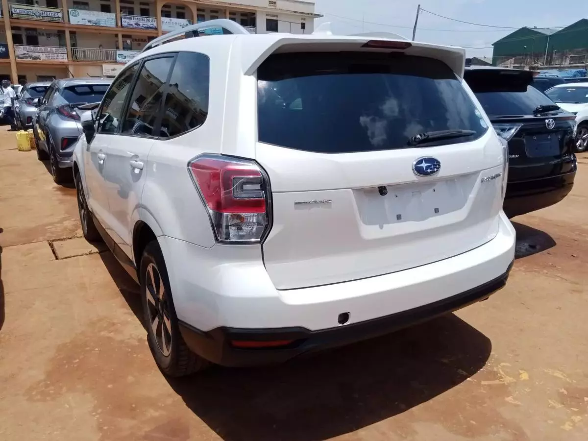 Subaru Forester   - 2015