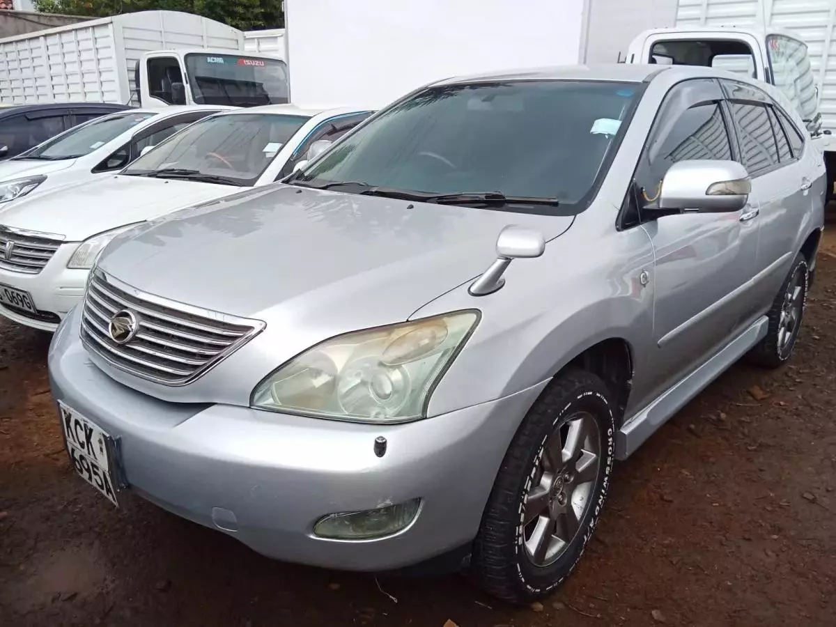 Toyota Harrier   - 2010