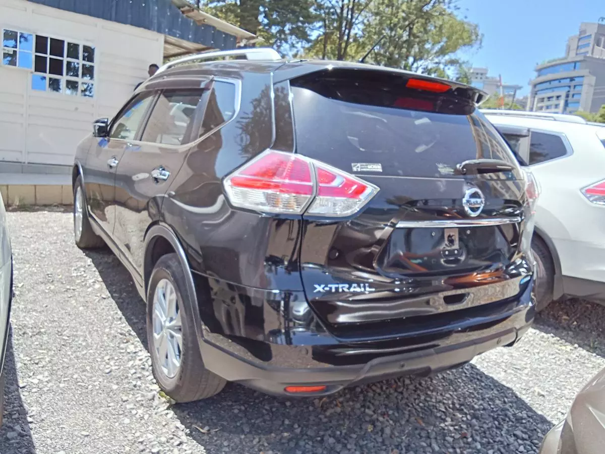 Nissan X-Trail   - 2018