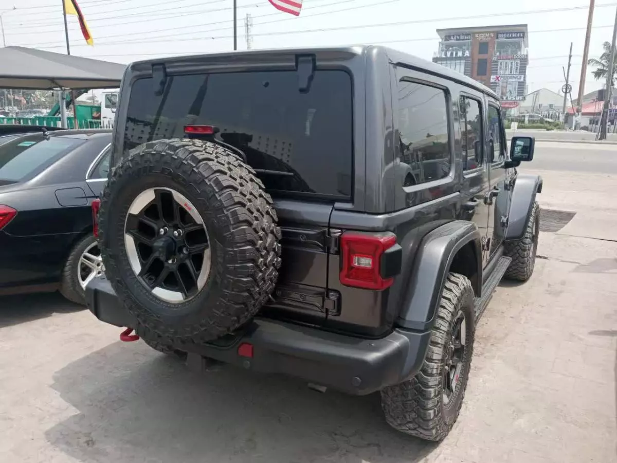 Jeep Wrangler - 2021