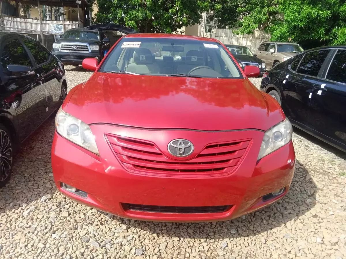 Toyota Camry   - 2007