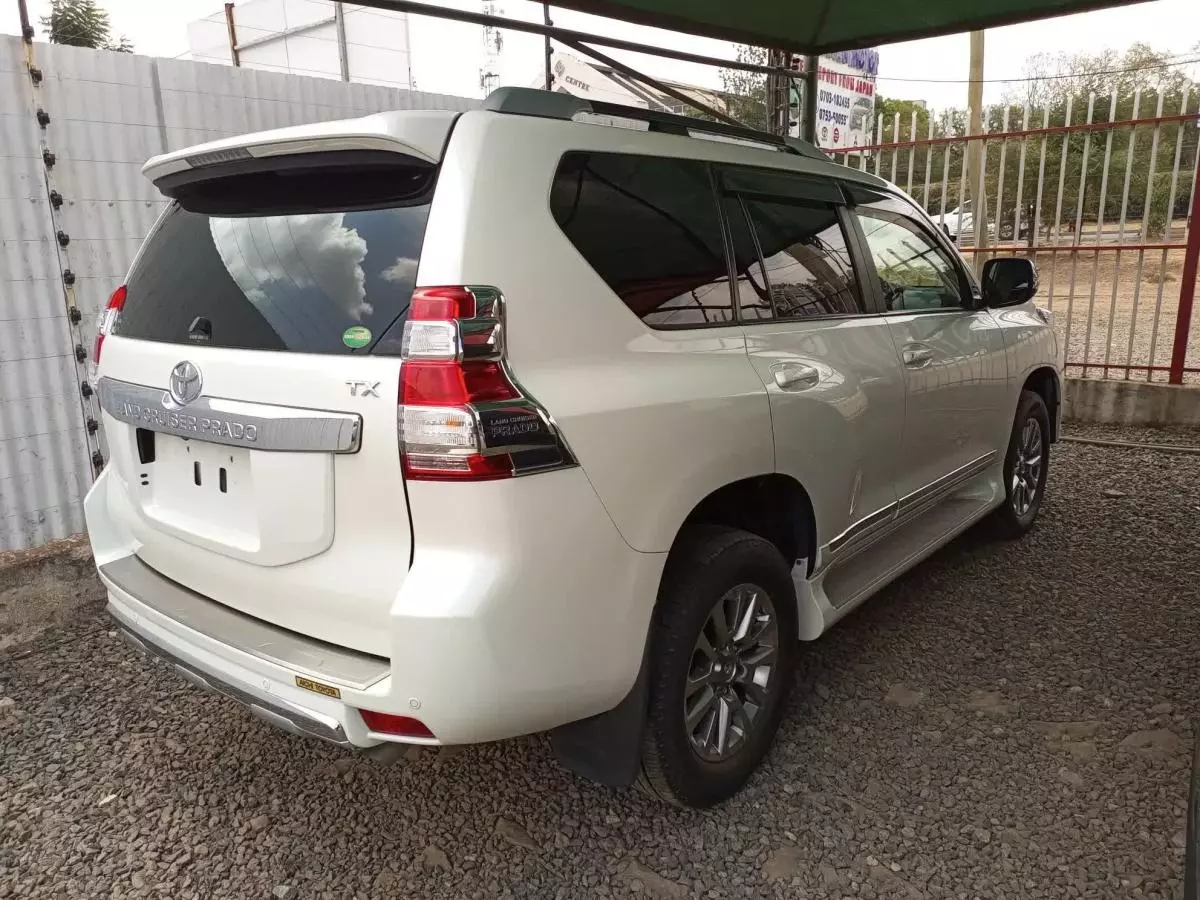 Toyota Landcruiser prado TX - 2016