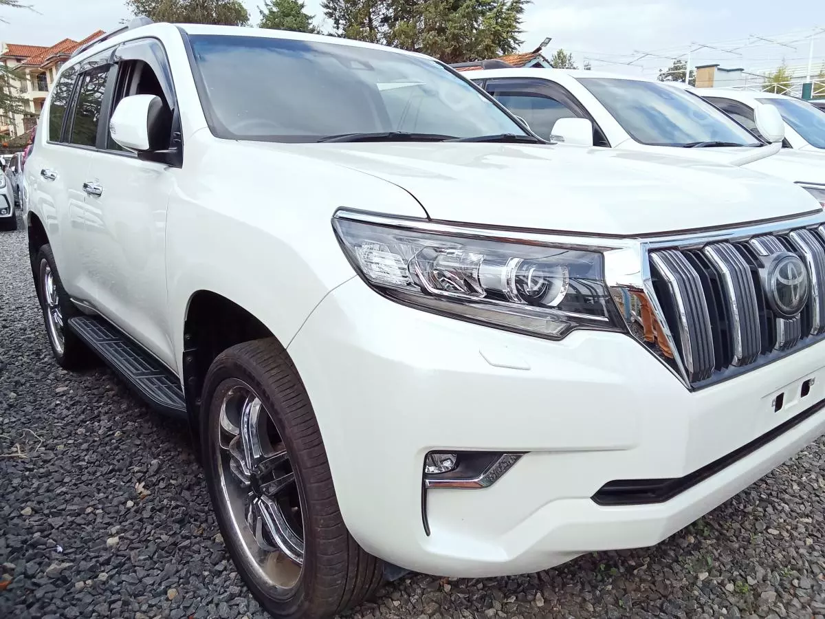 Toyota Land Cruiser Prado   - 2018