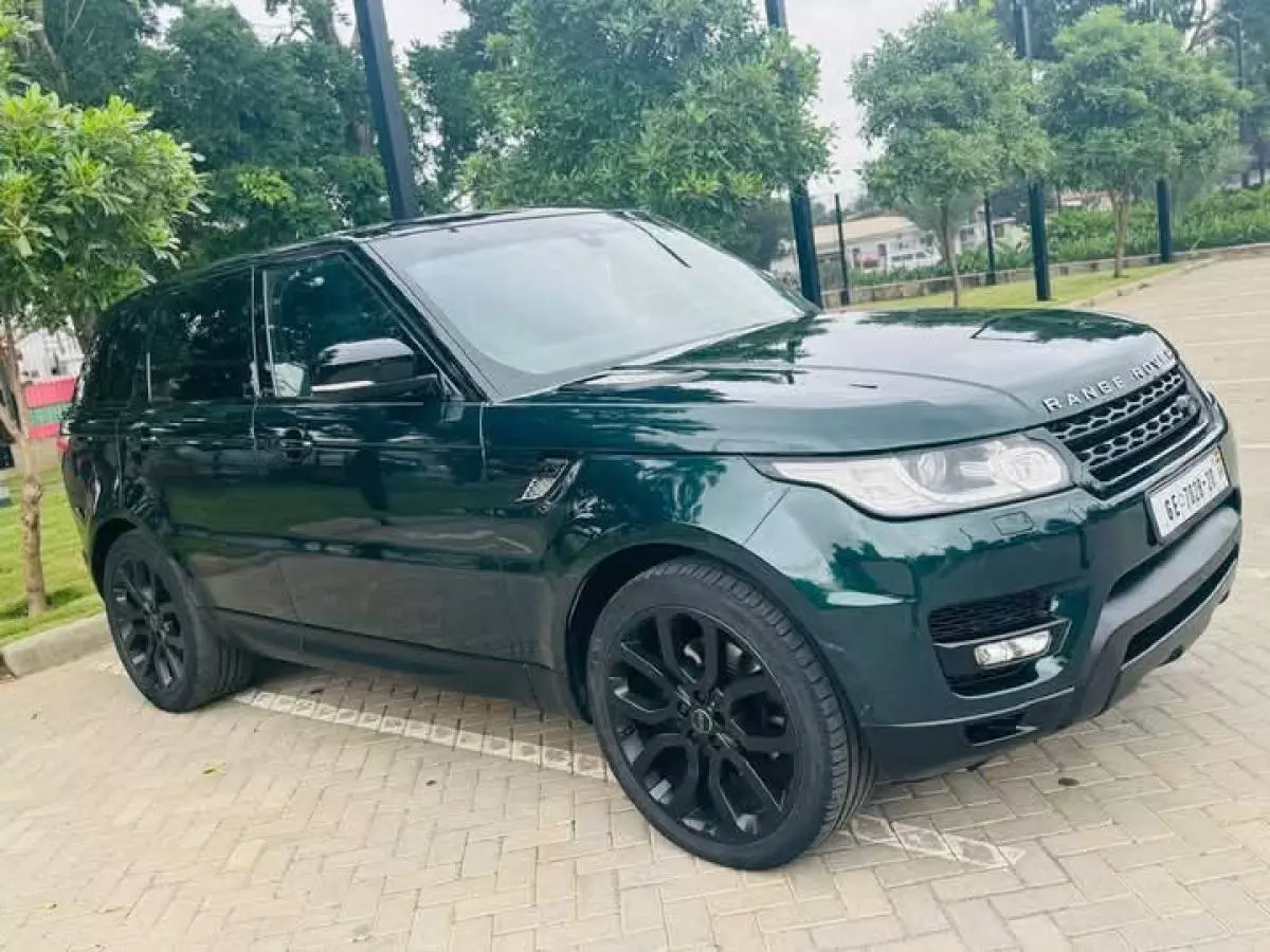 Land Rover Range Rover Sport   - 2019