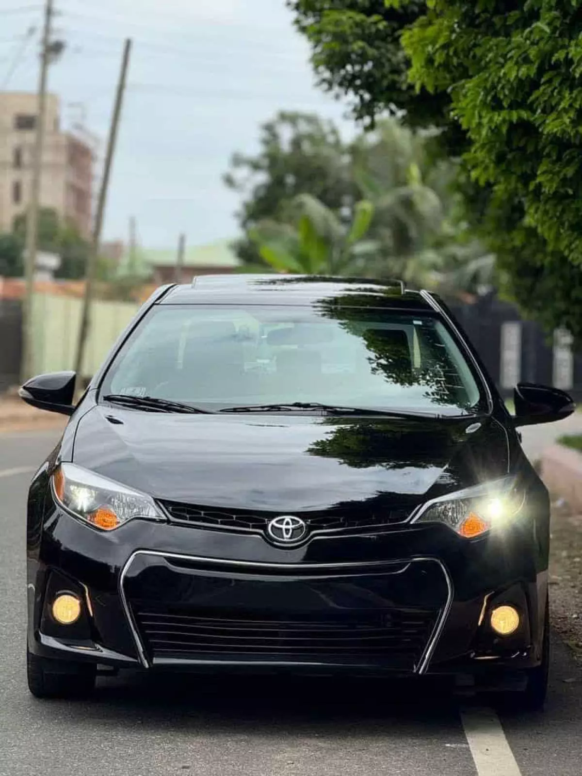 Toyota Corolla   - 2016