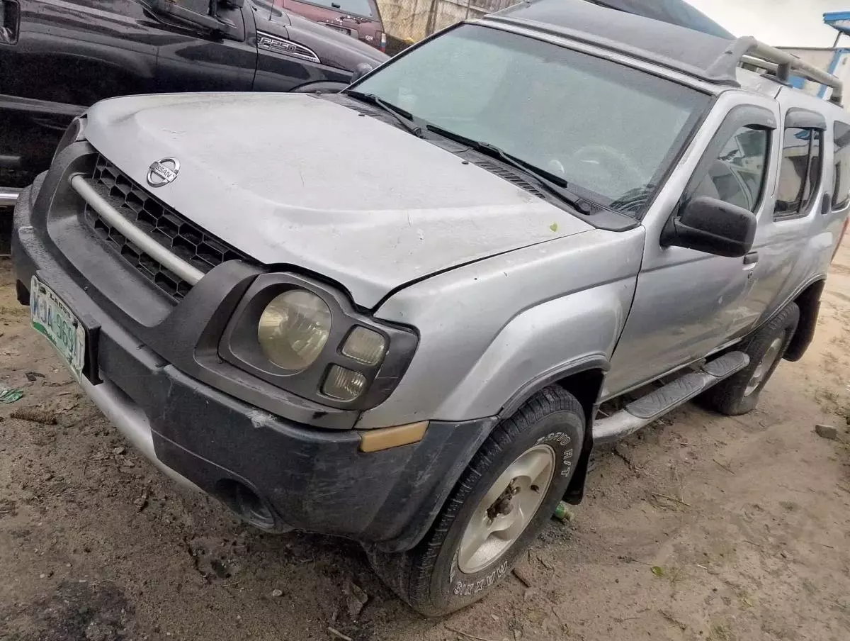 Nissan Xterra   - 2003