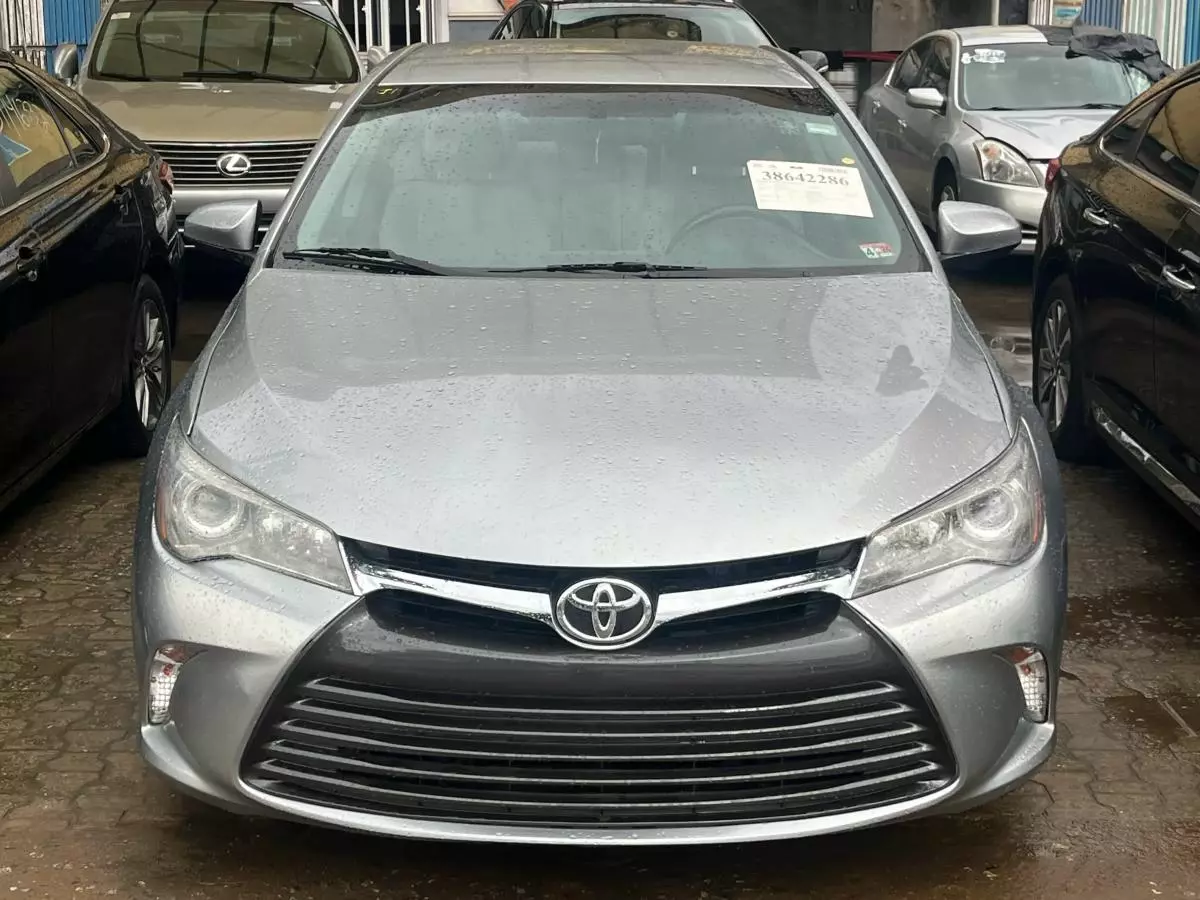 Toyota Camry   - 2015