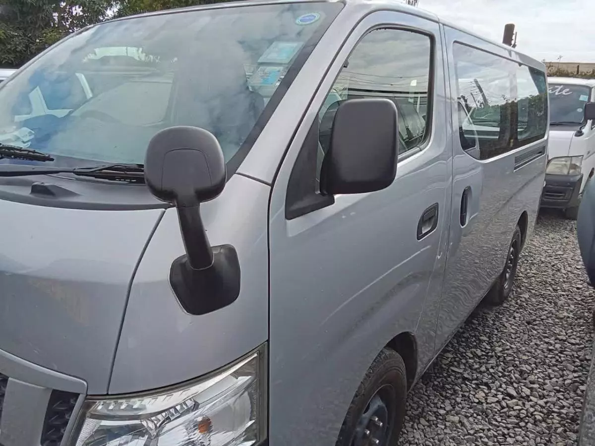 Nissan NV350 - 2016