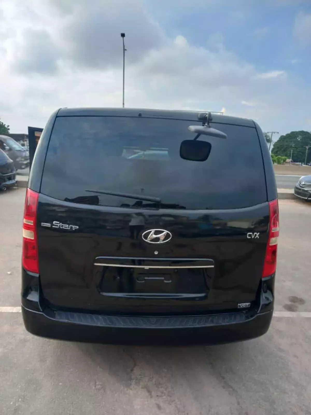 Hyundai H-1 Starex   - 2010