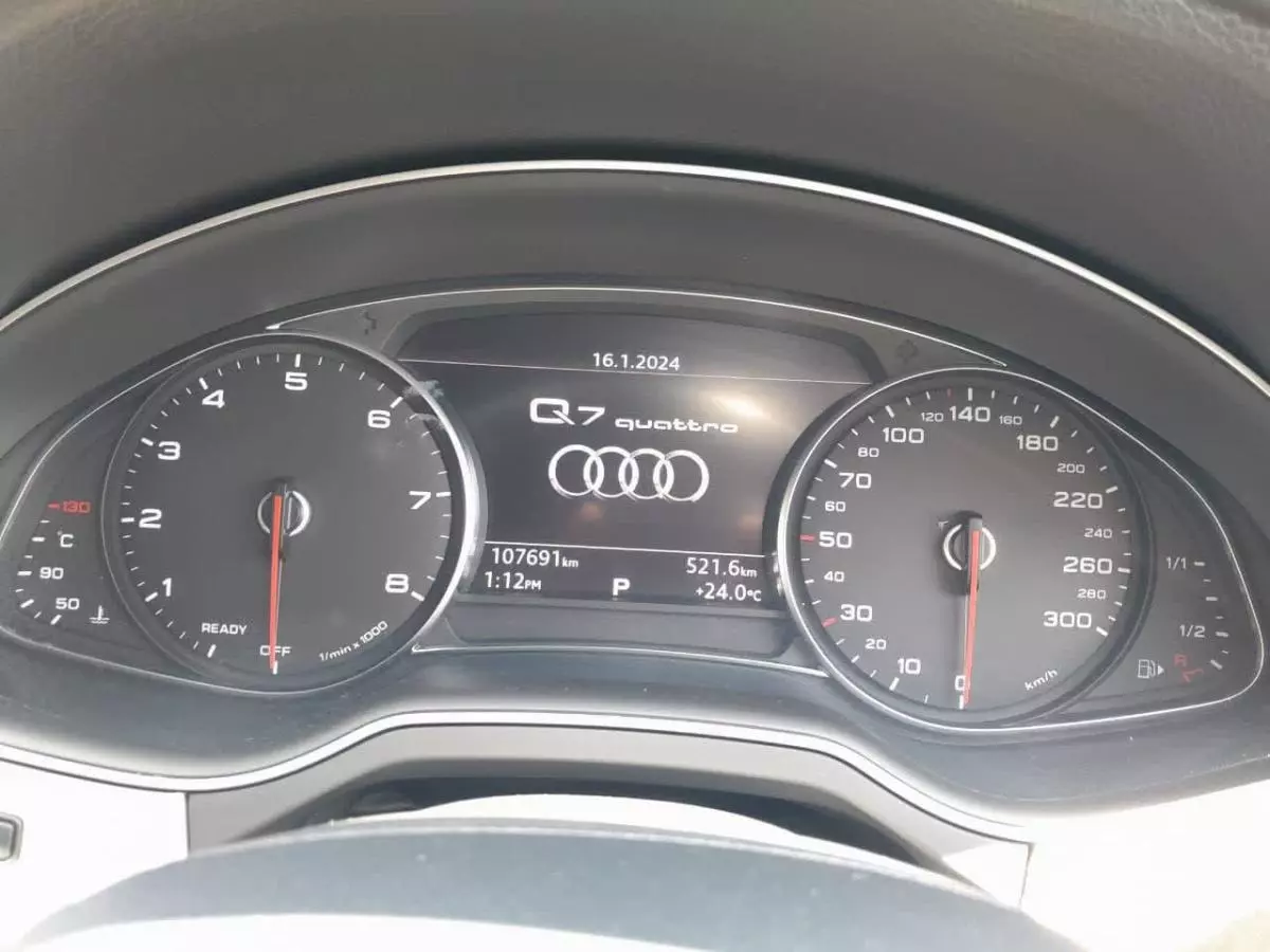 Audi Q7   - 2016