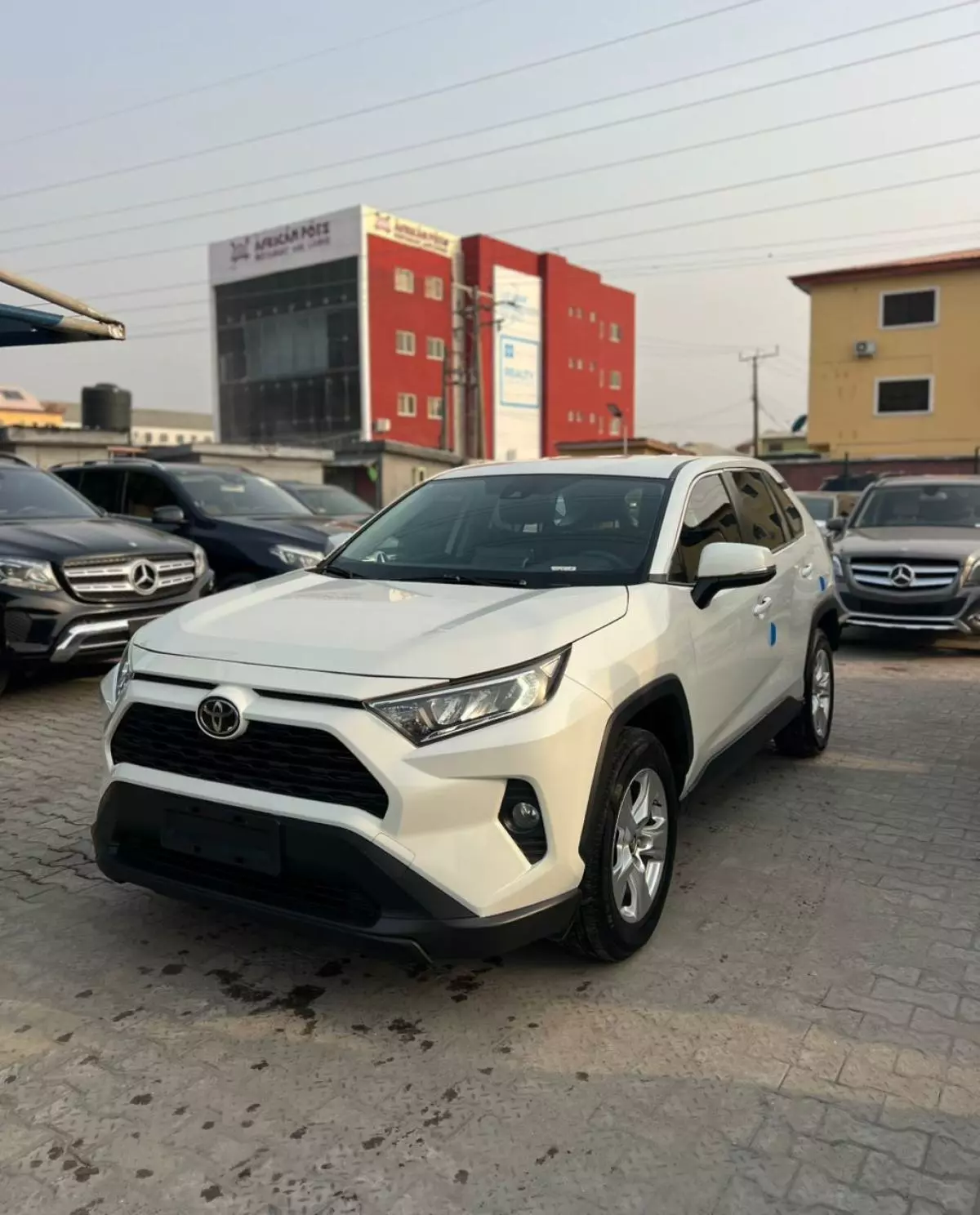 Toyota RAV 4   - 2020