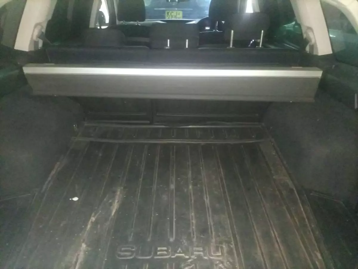 Subaru Legacy   - 2012