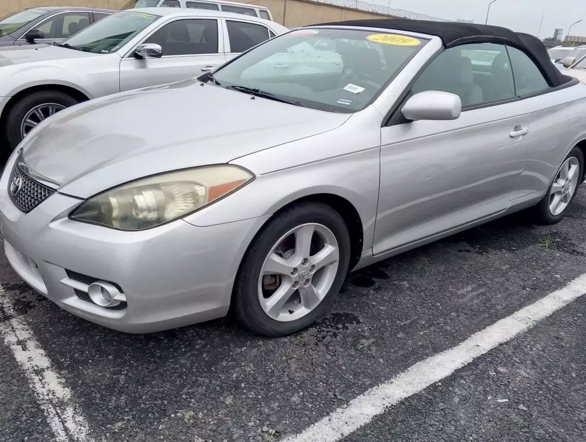 Toyota Solara   - 2008