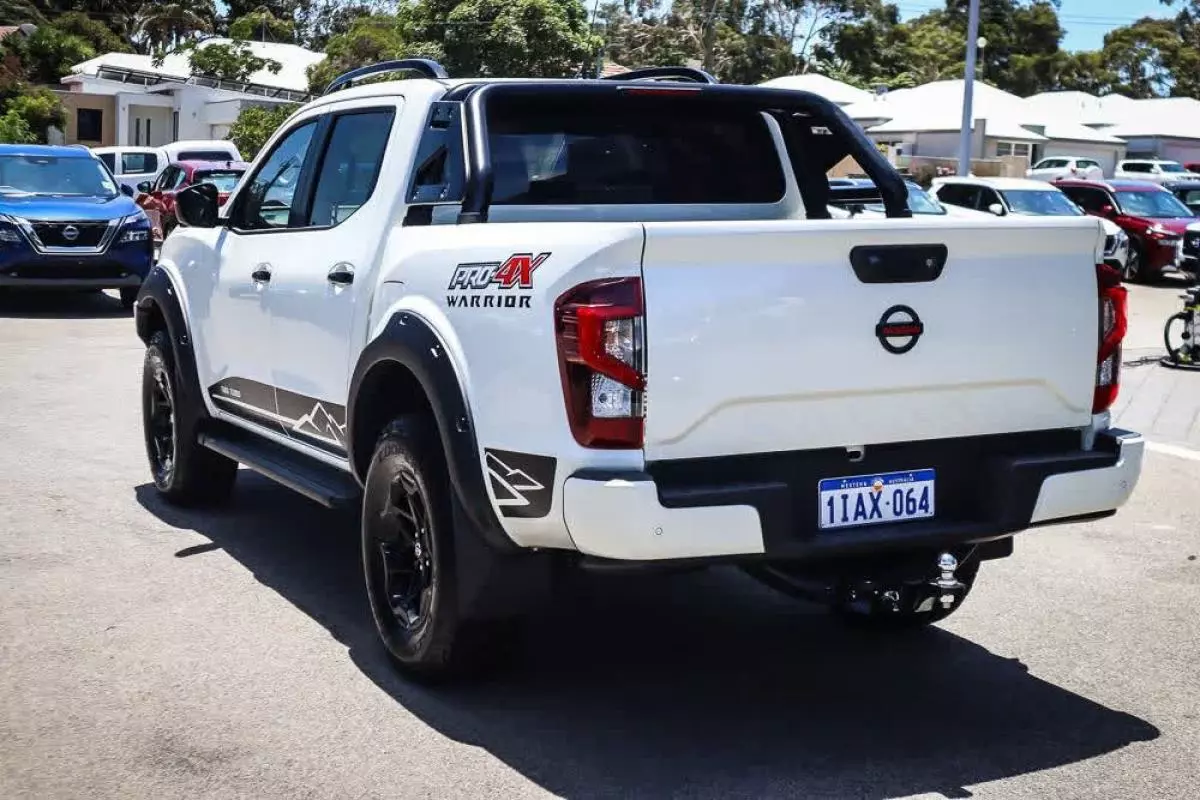 Nissan  NAVARA PRO-4X   - 2024