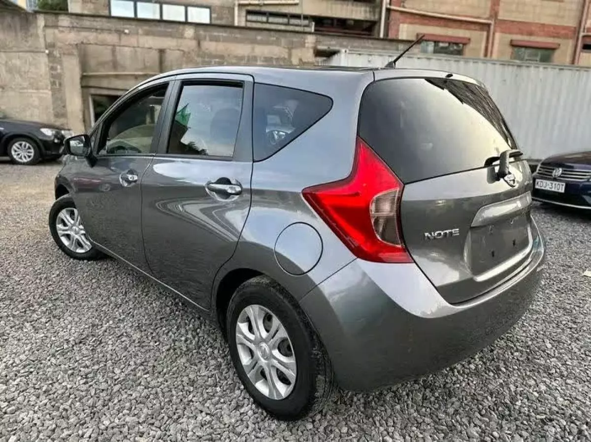 Nissan Note Nismo - 2015