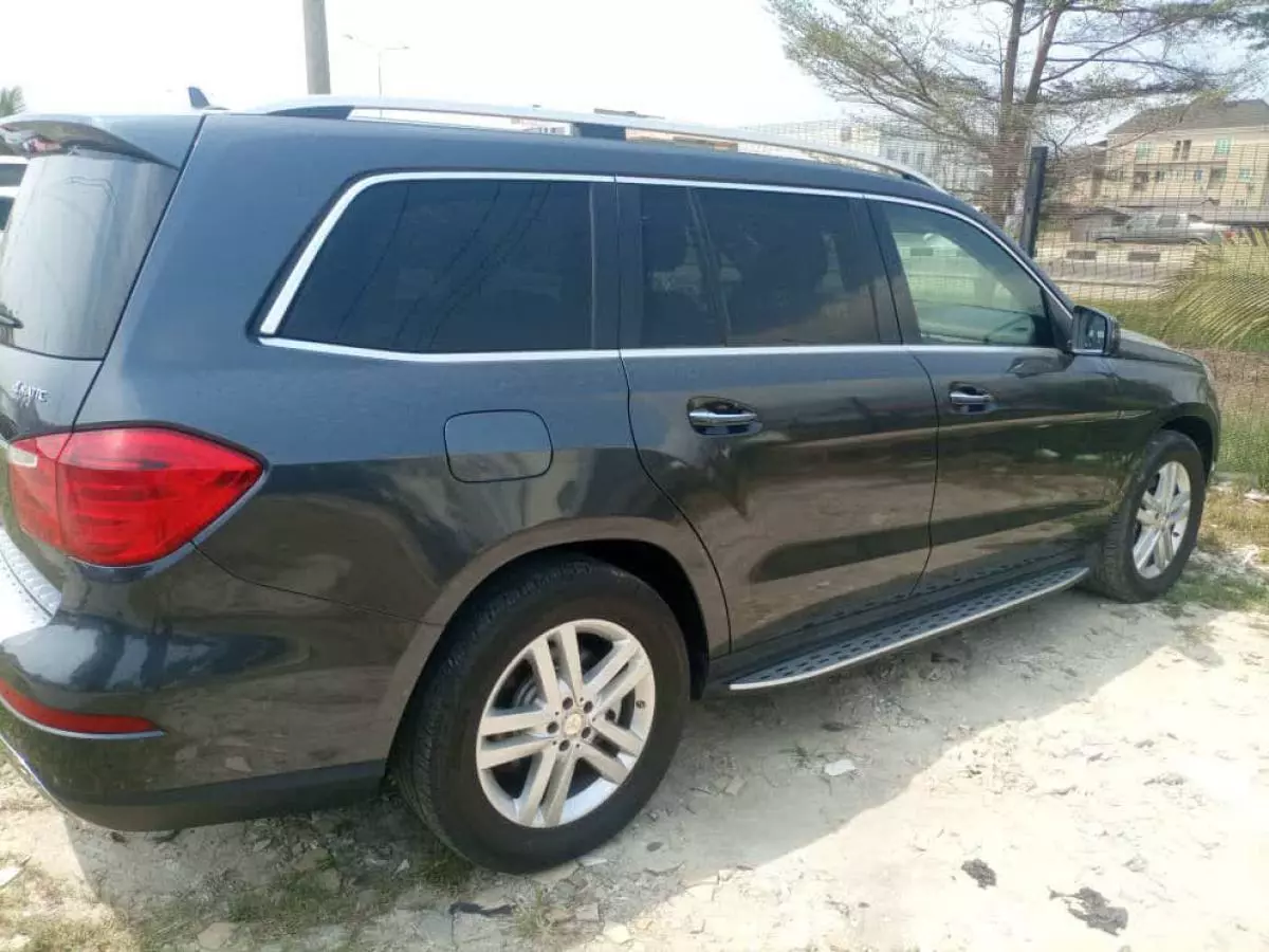Mercedes-Benz GL 450 - 2014