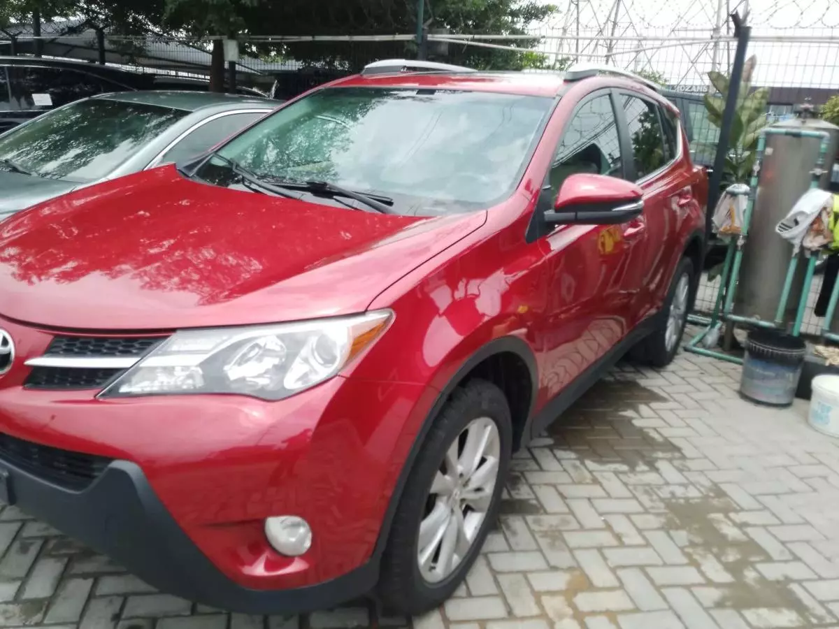 Toyota RAV 4   - 2014