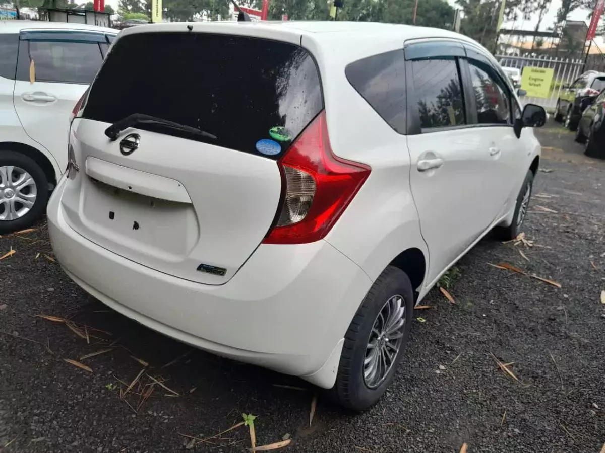 Nissan Note   - 2013