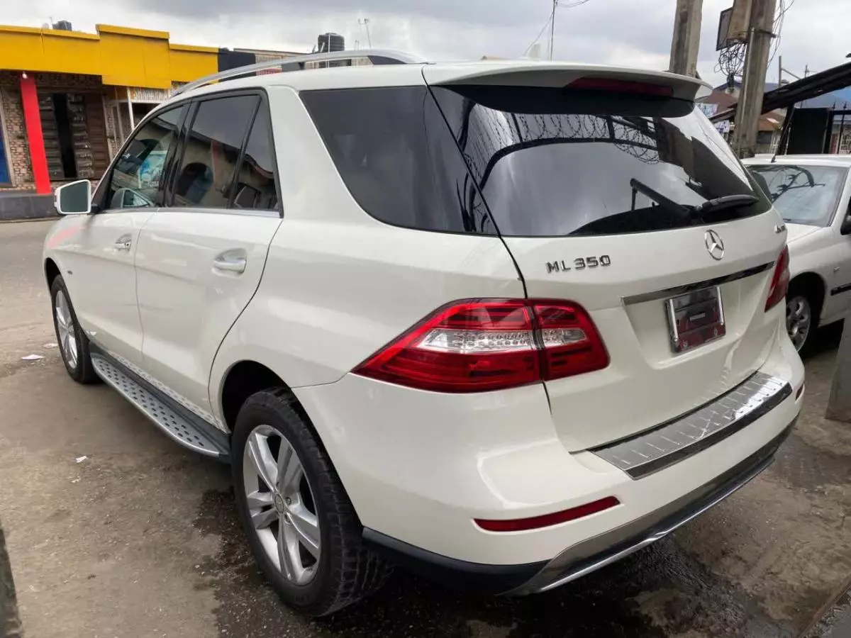 Mercedes-Benz ML 350   - 2012