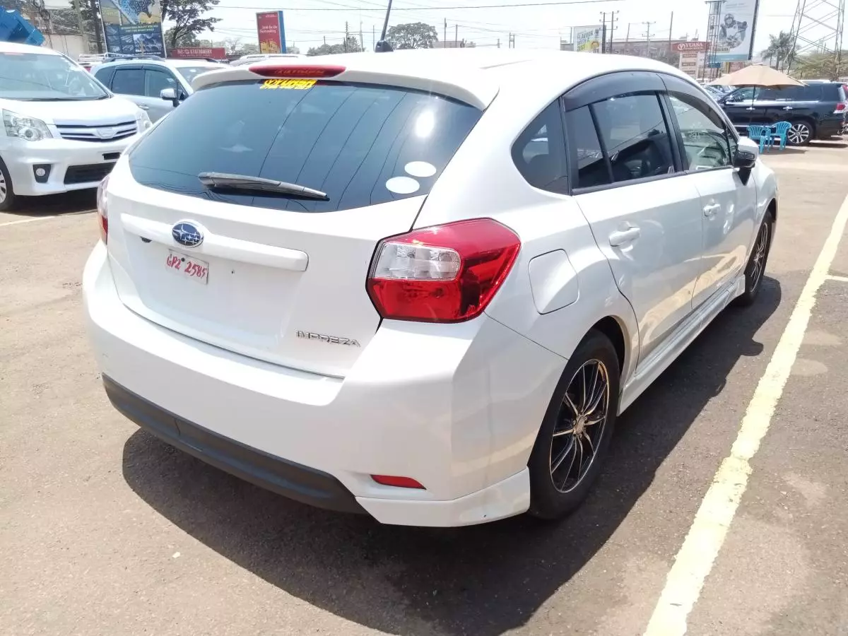 Subaru Impreza   - 2015