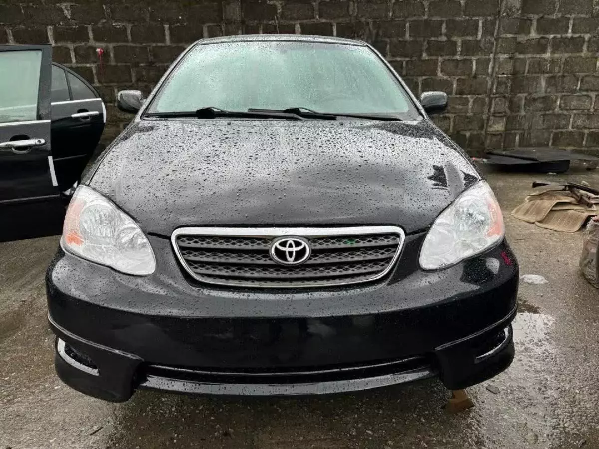 Toyota Corolla   - 2006