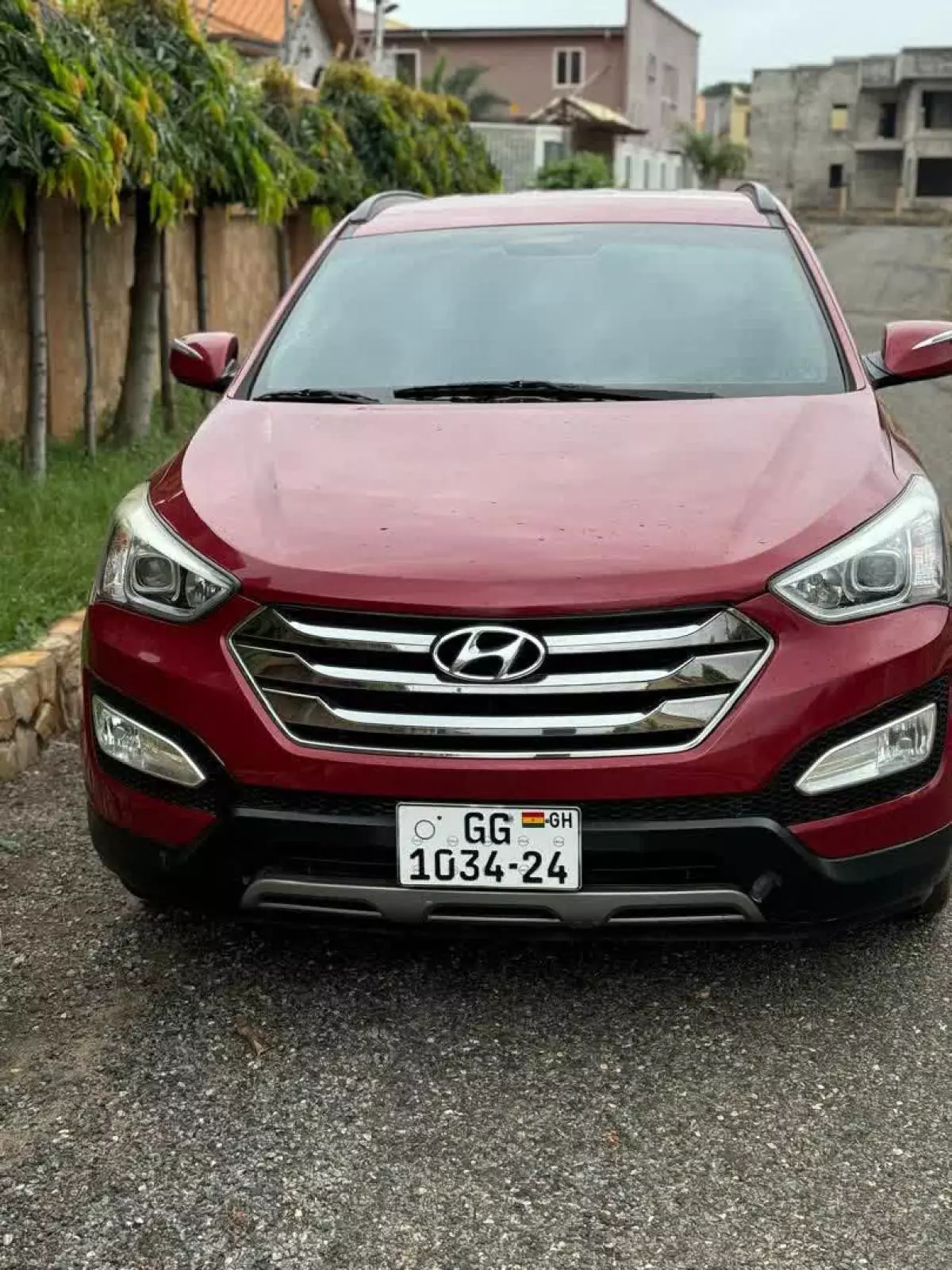 Hyundai Santa Fe   - 2014