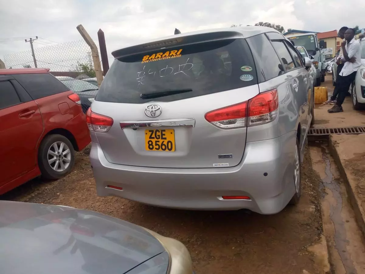 Toyota Wish - 2009