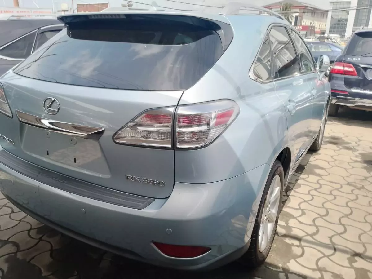 Lexus RX 350   - 2010