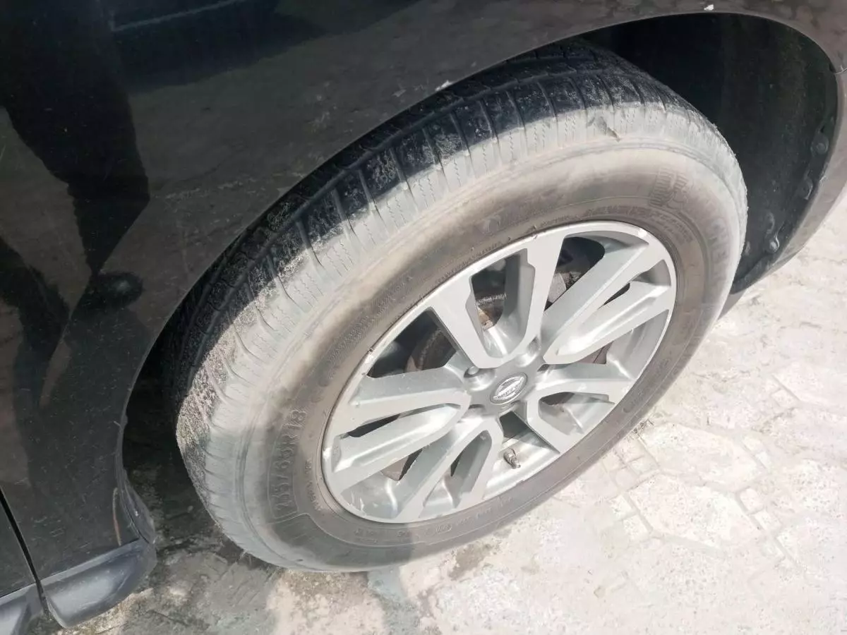 Nissan Pathfinder - 2014