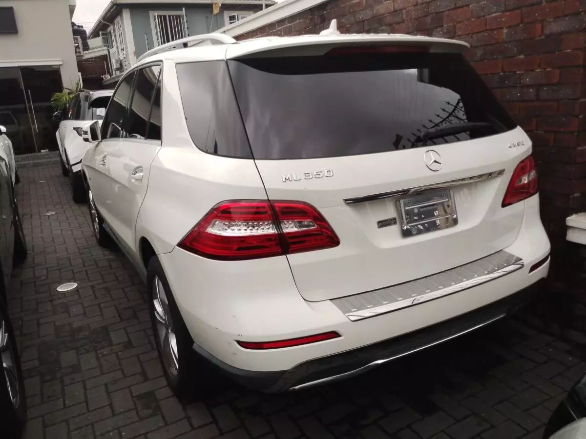 Mercedes-Benz ML 350   - 2012