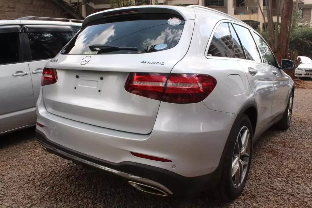 Mercedes-Benz GLC 250   - 2016