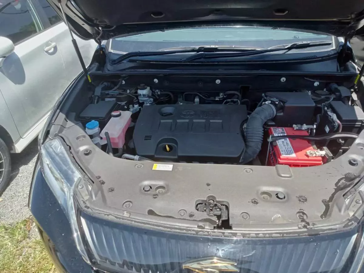 Toyota Harrier - 2015