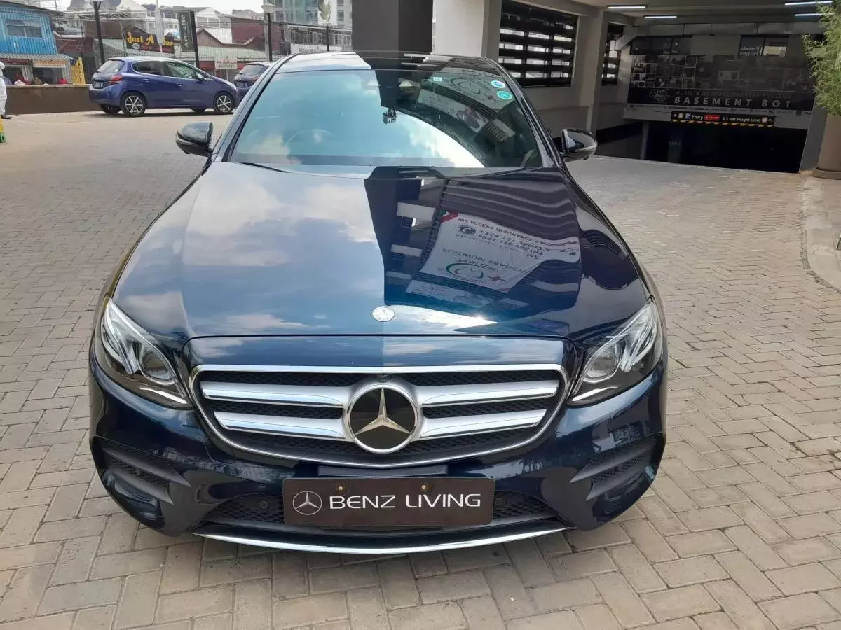 Mercedes-Benz E 250 - 2016