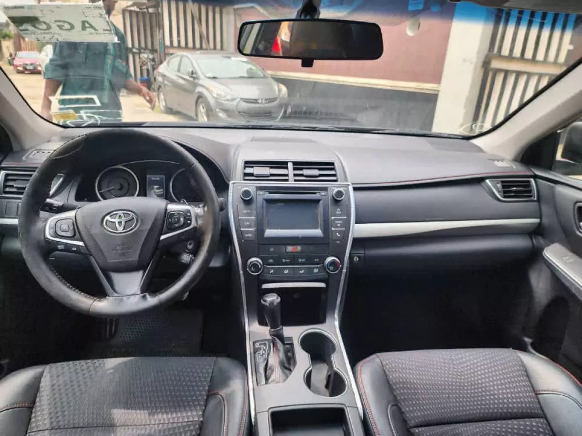 Toyota Camry   - 2015