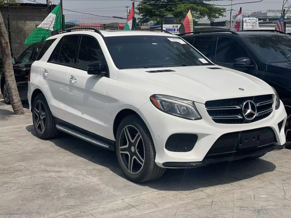 Mercedes-Benz GLE 350   - 2016