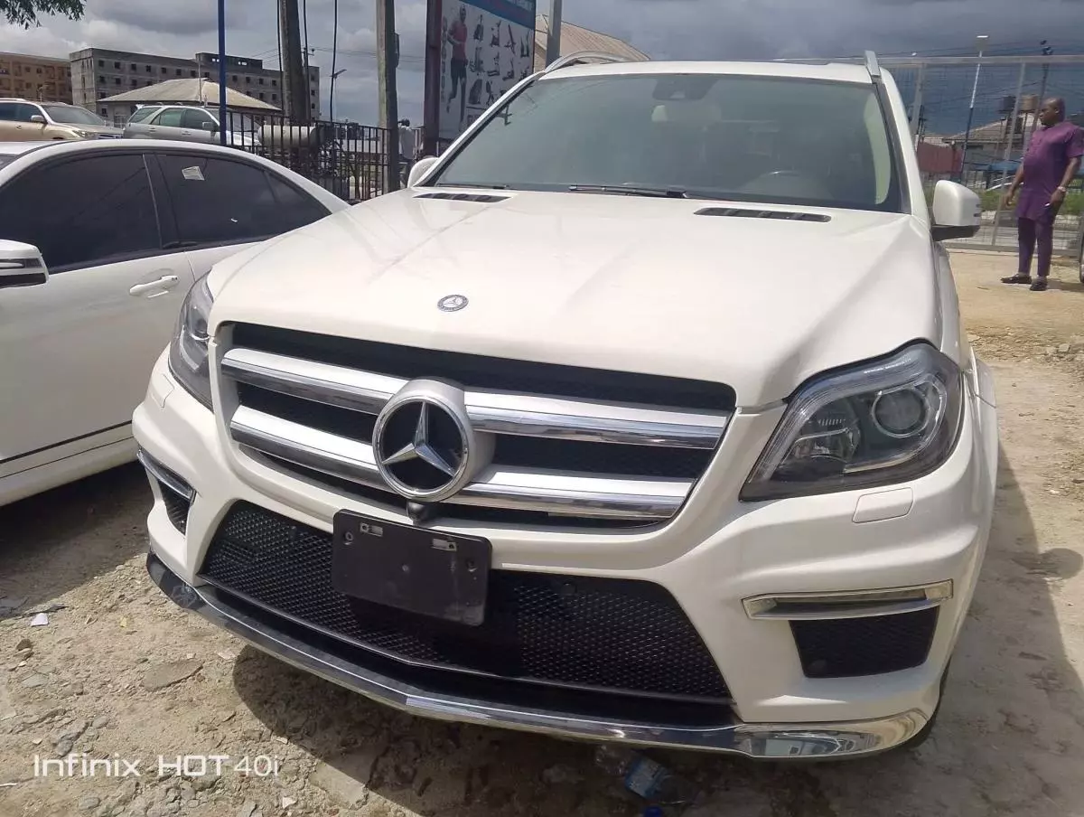 Mercedes-Benz GL 550   - 2014