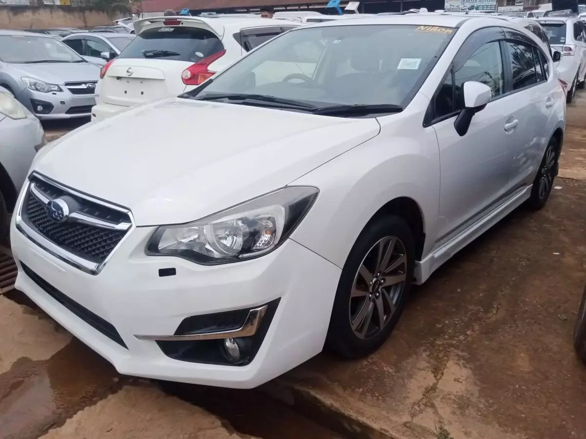 Subaru Impreza   - 2014