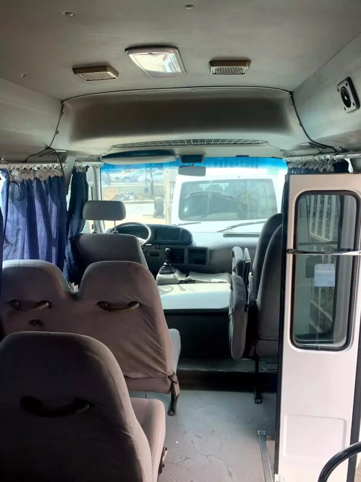 Toyota Coaster   - 2007