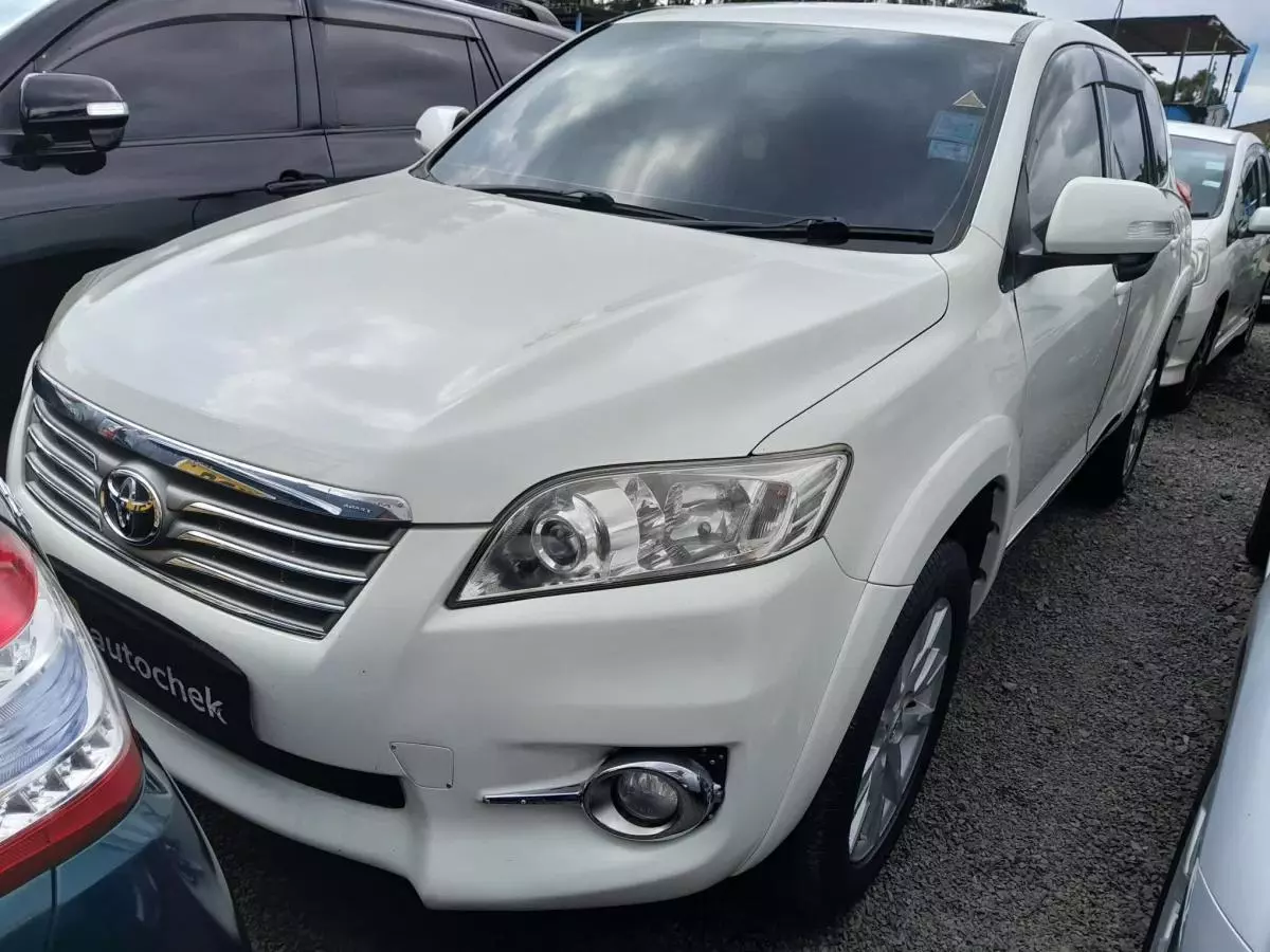 Toyota Vanguard  - 2012