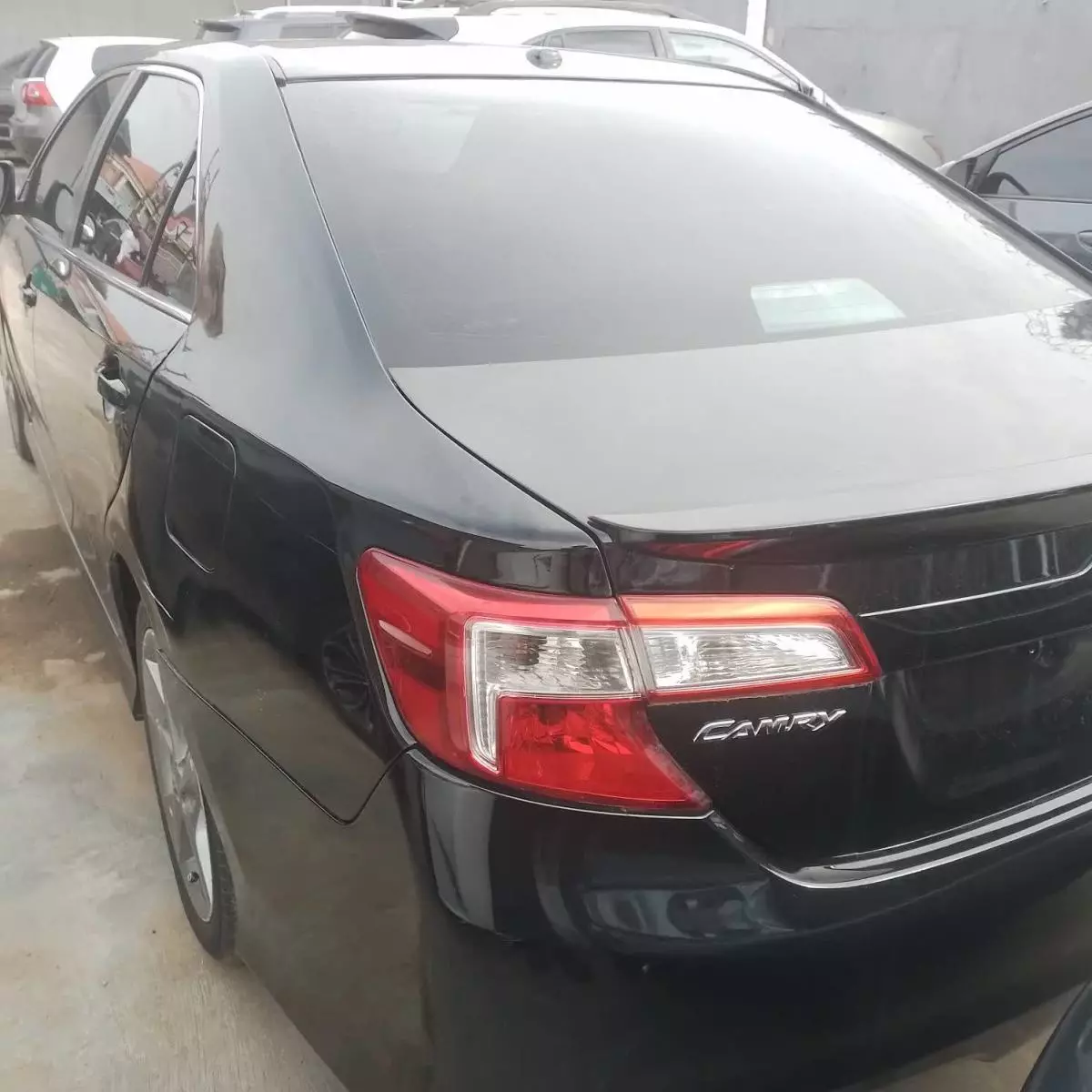 Toyota Camry   - 2012