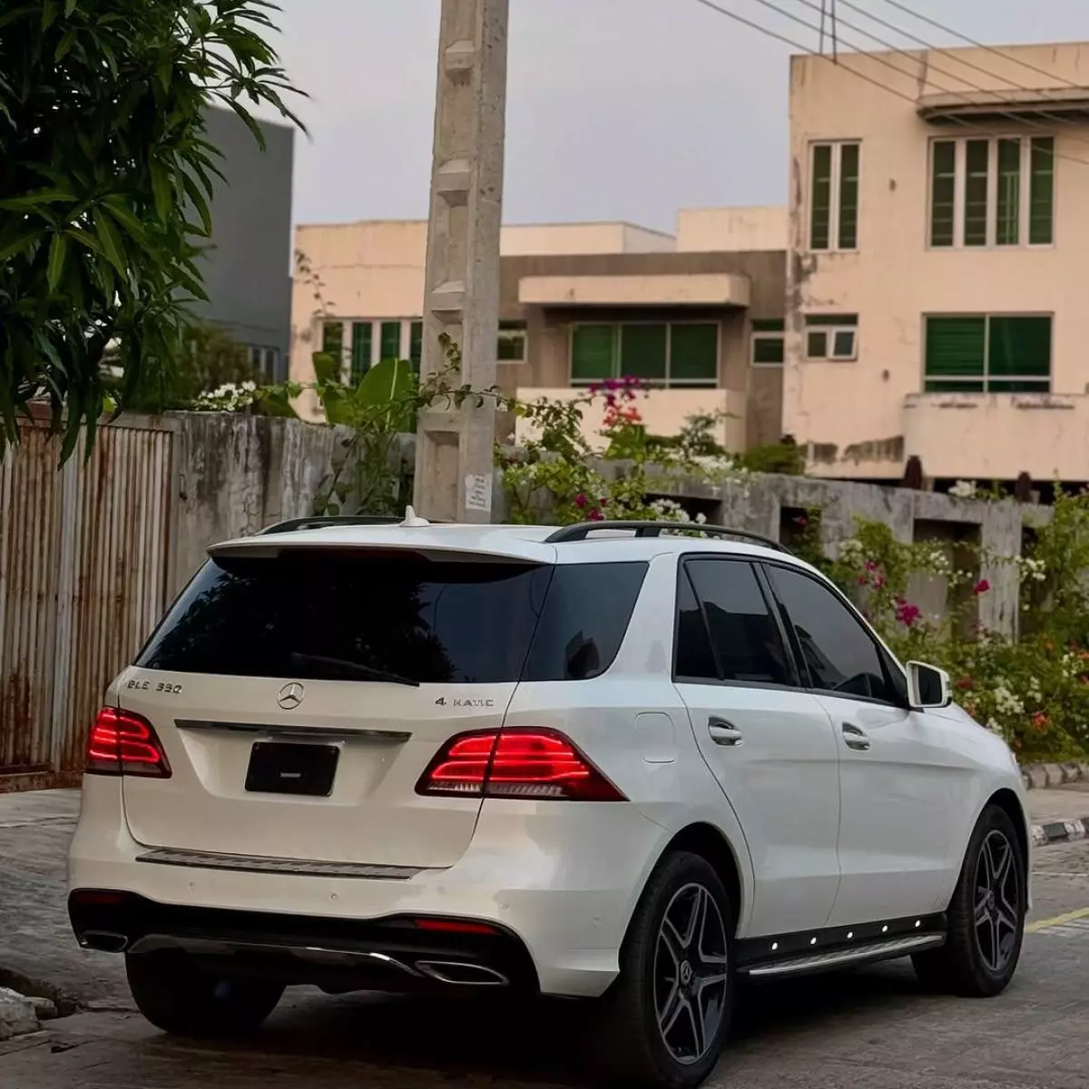 Mercedes-Benz GLE 350   - 2016