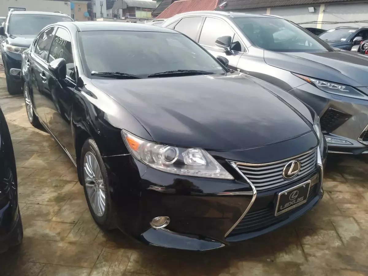 Lexus ES 350   - 2013