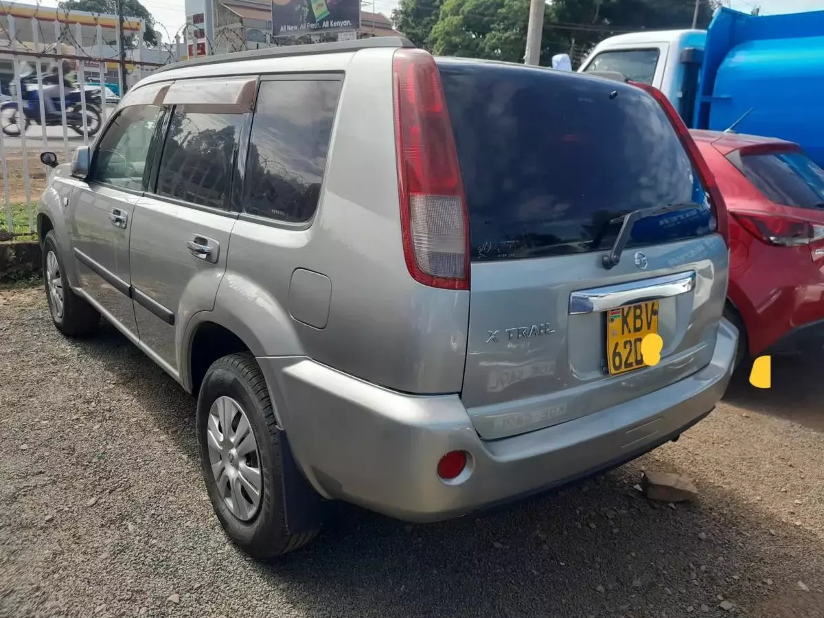 Nissan X-Trail   - 2006